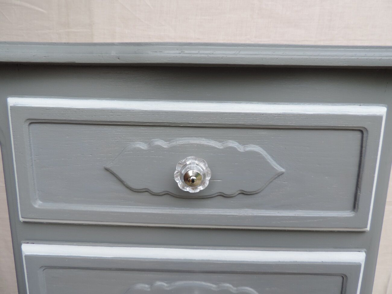 Relooked 1970 oak chiffonnier