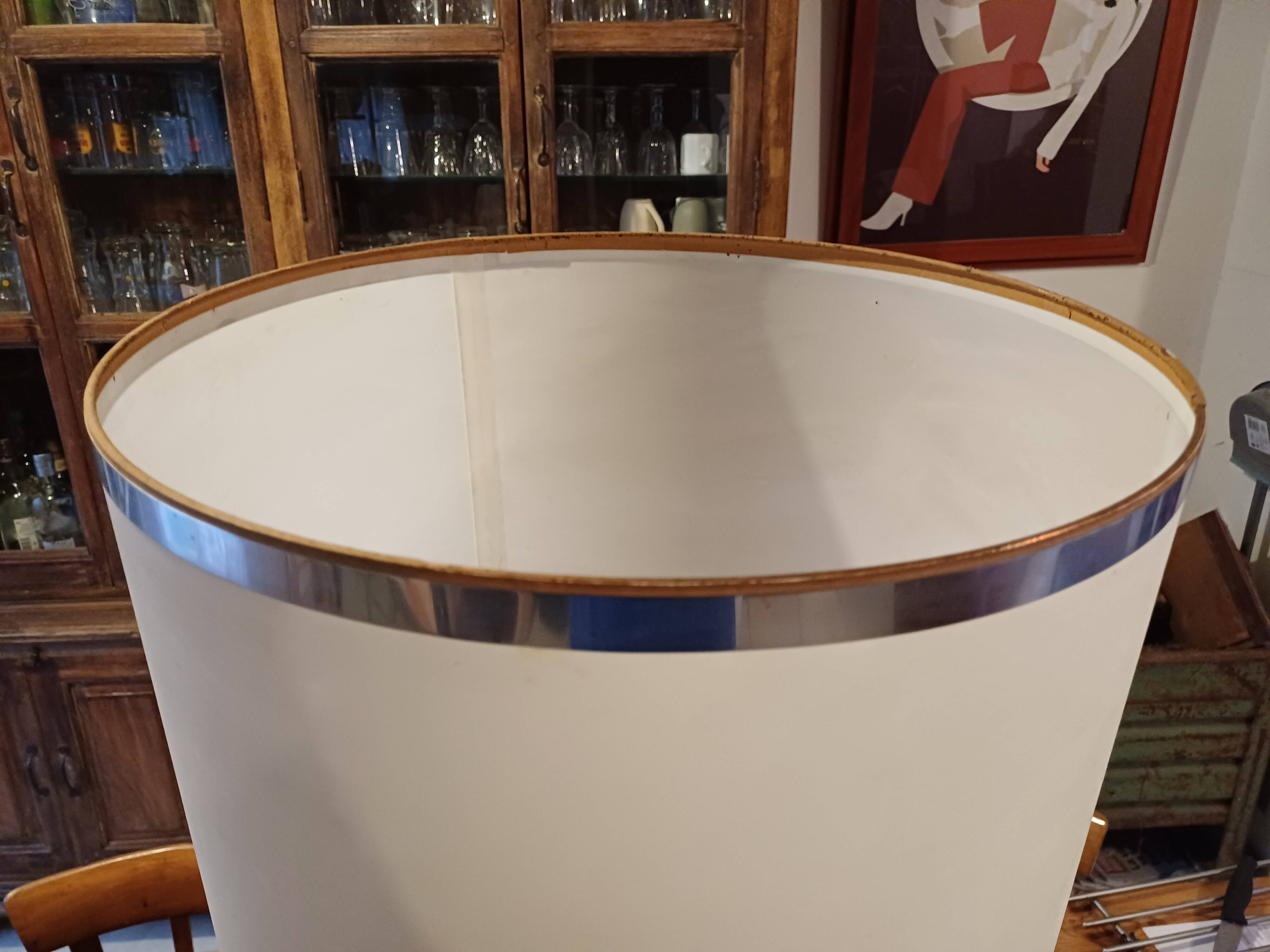 Vintage 1970s White Opaline Lamp