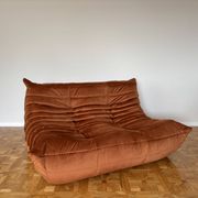Canapé Togo deux places par Michel Ducaroy pour Ligne Roset