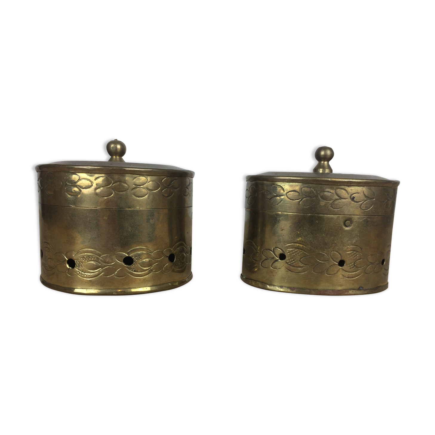 2 golden brass jewelry boxes