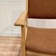 SUITE DE 4 FAUTEUILS ESTAMPILLE "HANS WEGNER" 1960.