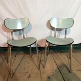 Formica table and its two chairs
