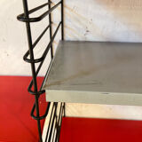 Shelf Tomado string