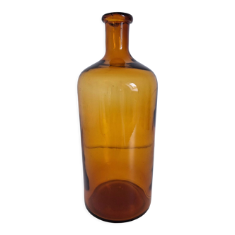 Apothecary bottle