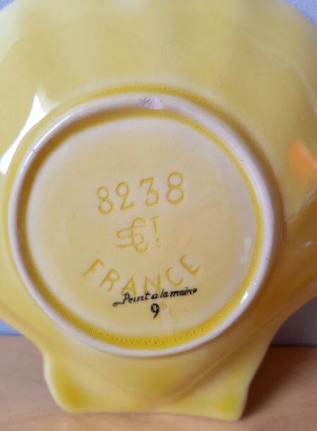 St Clément shell butter dish 1960