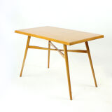 Table basse en chêne, Tchécoslovaquie Années 1960