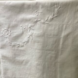 Drap plat fin brodé main