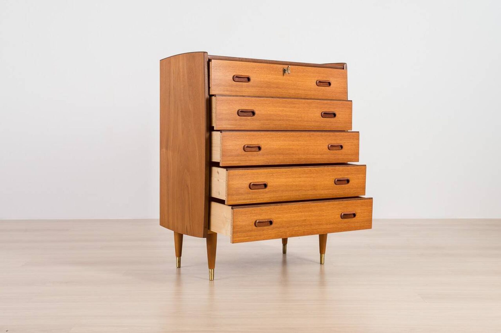 Scandinavian Teak Chest of Drawers, 1960s, Mid-Century Modern