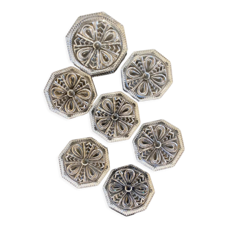 Set of 6 coasters and vintage bottle installation