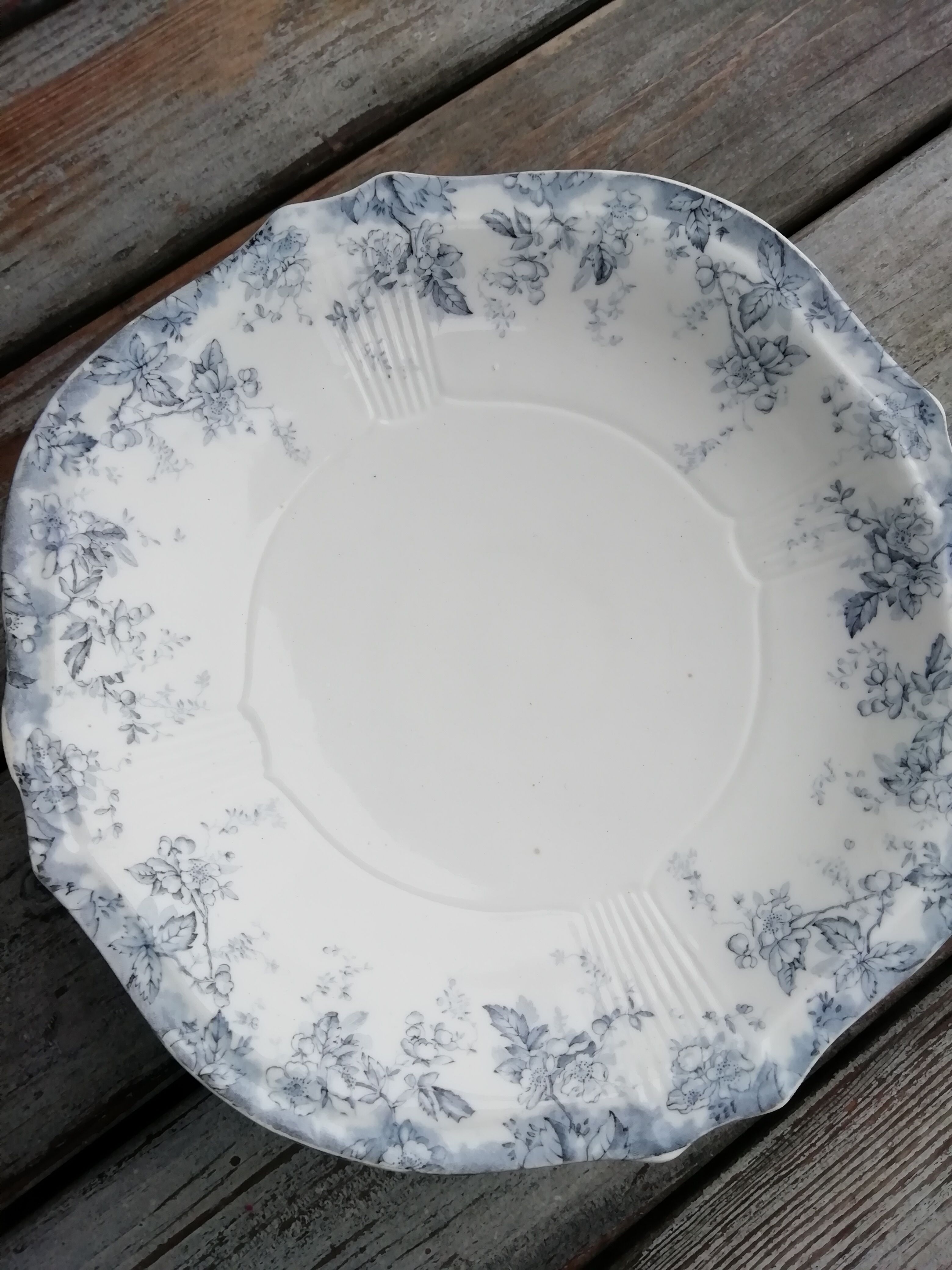 Compotier iron earth