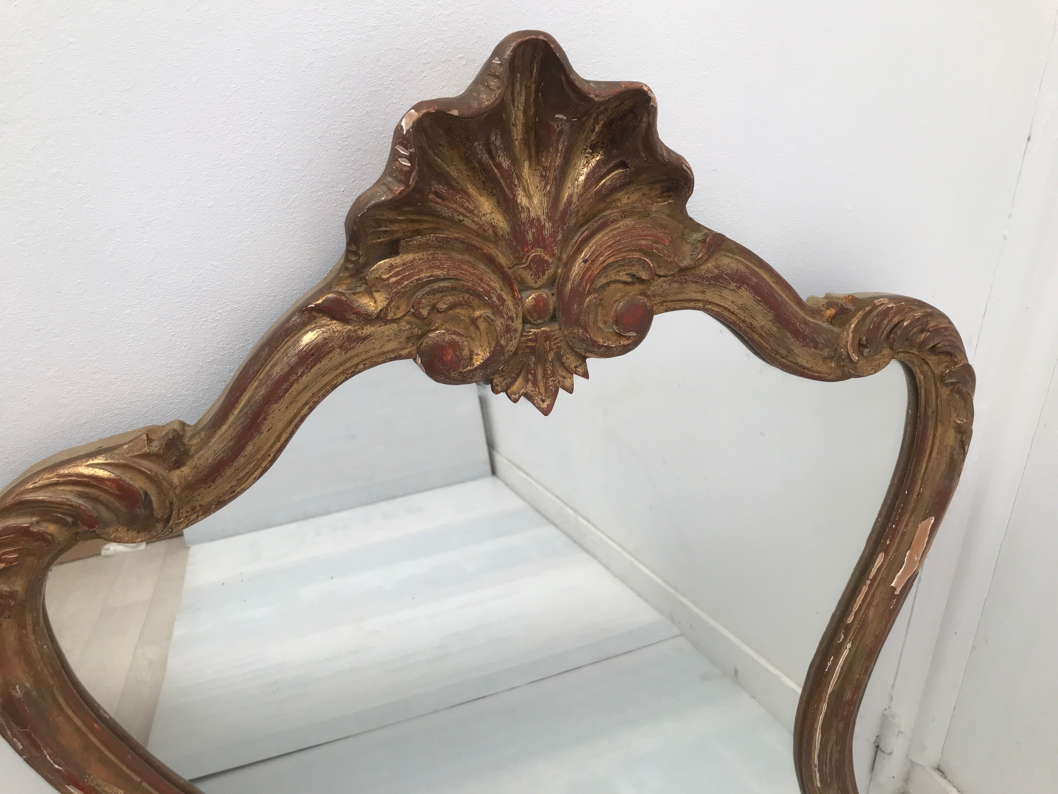 Gilded wooden mirror decoration shell Louis XIV