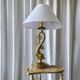 Lampe dauphin en bronze doré style Louis XV
