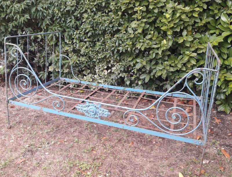 Folding iron bed XIX°