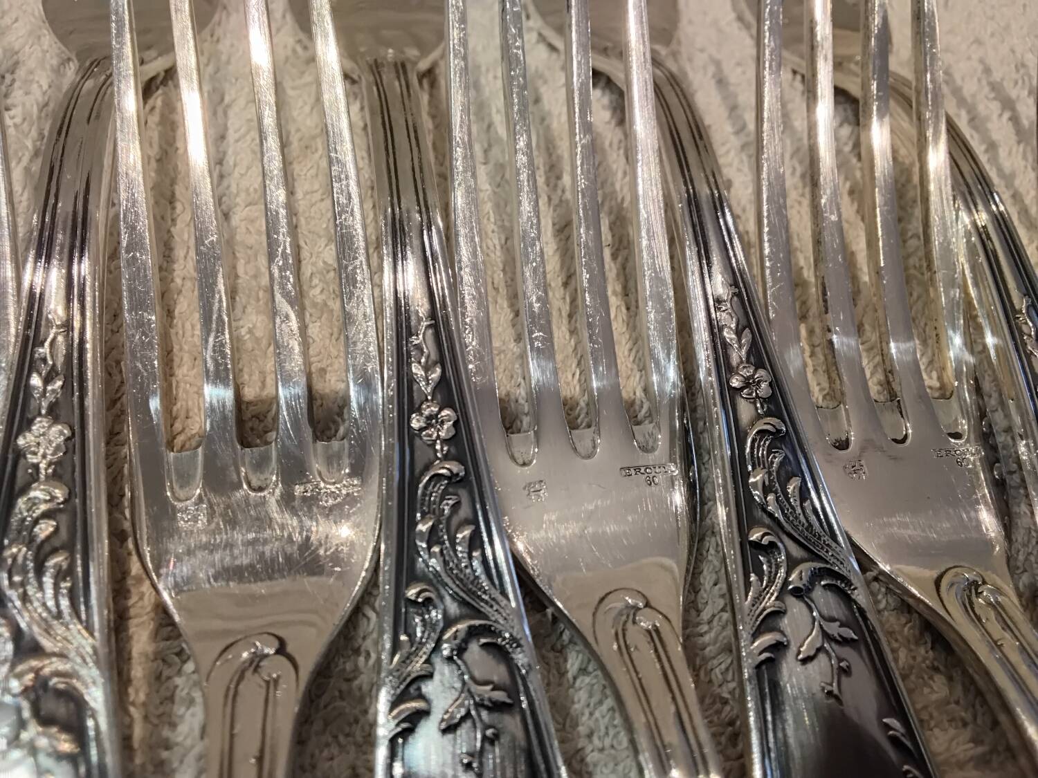 12 silver-plated dessert forks, Ercuis silversmith, Louis XV 29