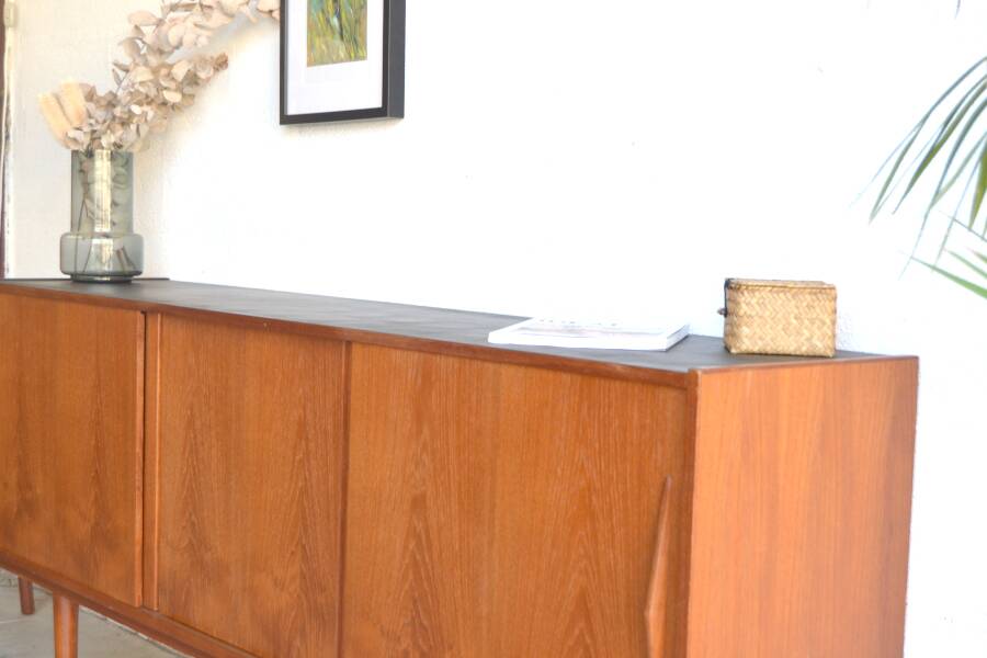 Danish sideboard – sliding doors * 181 cm