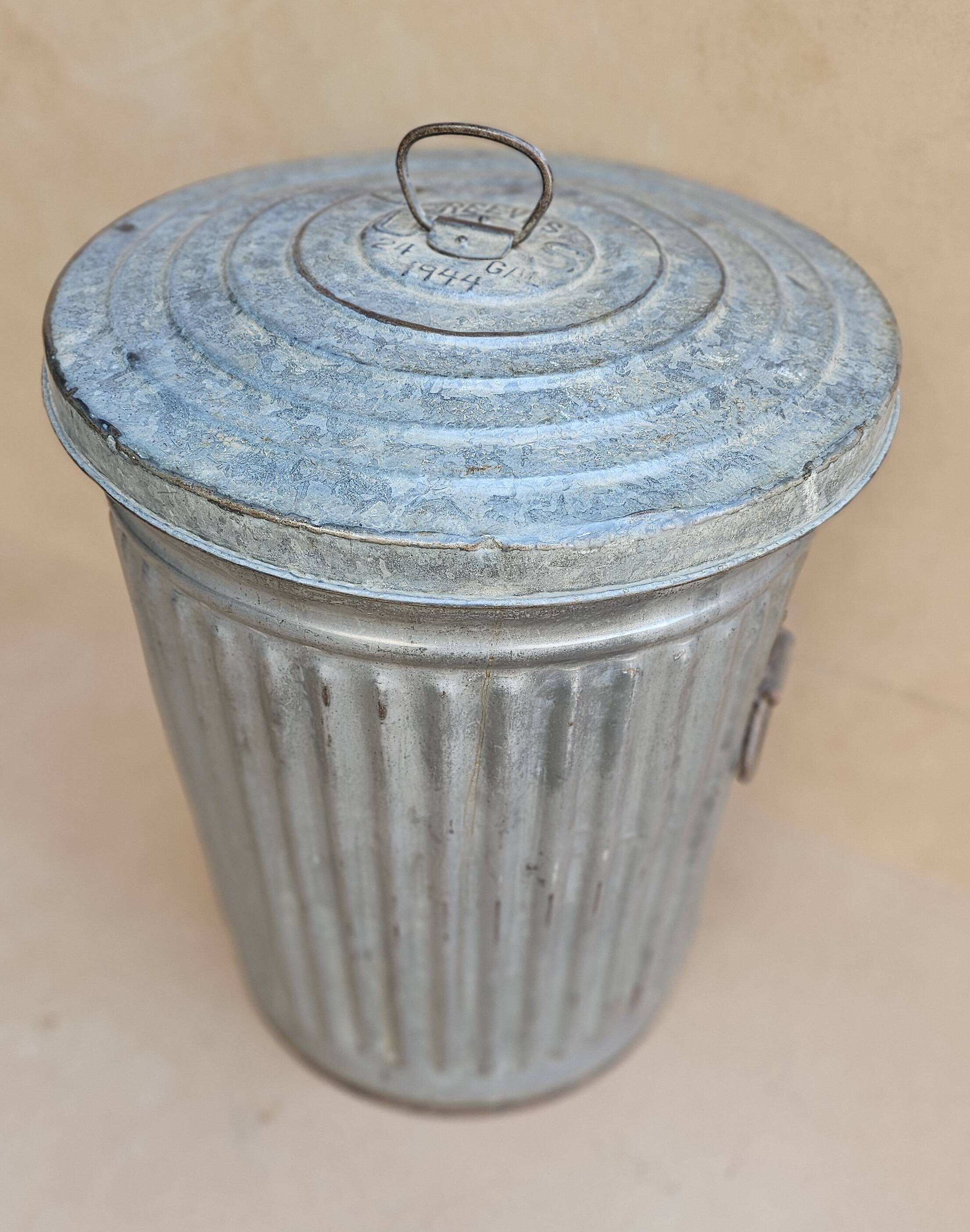 Original US Army Reeves Trash Can 1944-1941 - 24 Gallon Steel