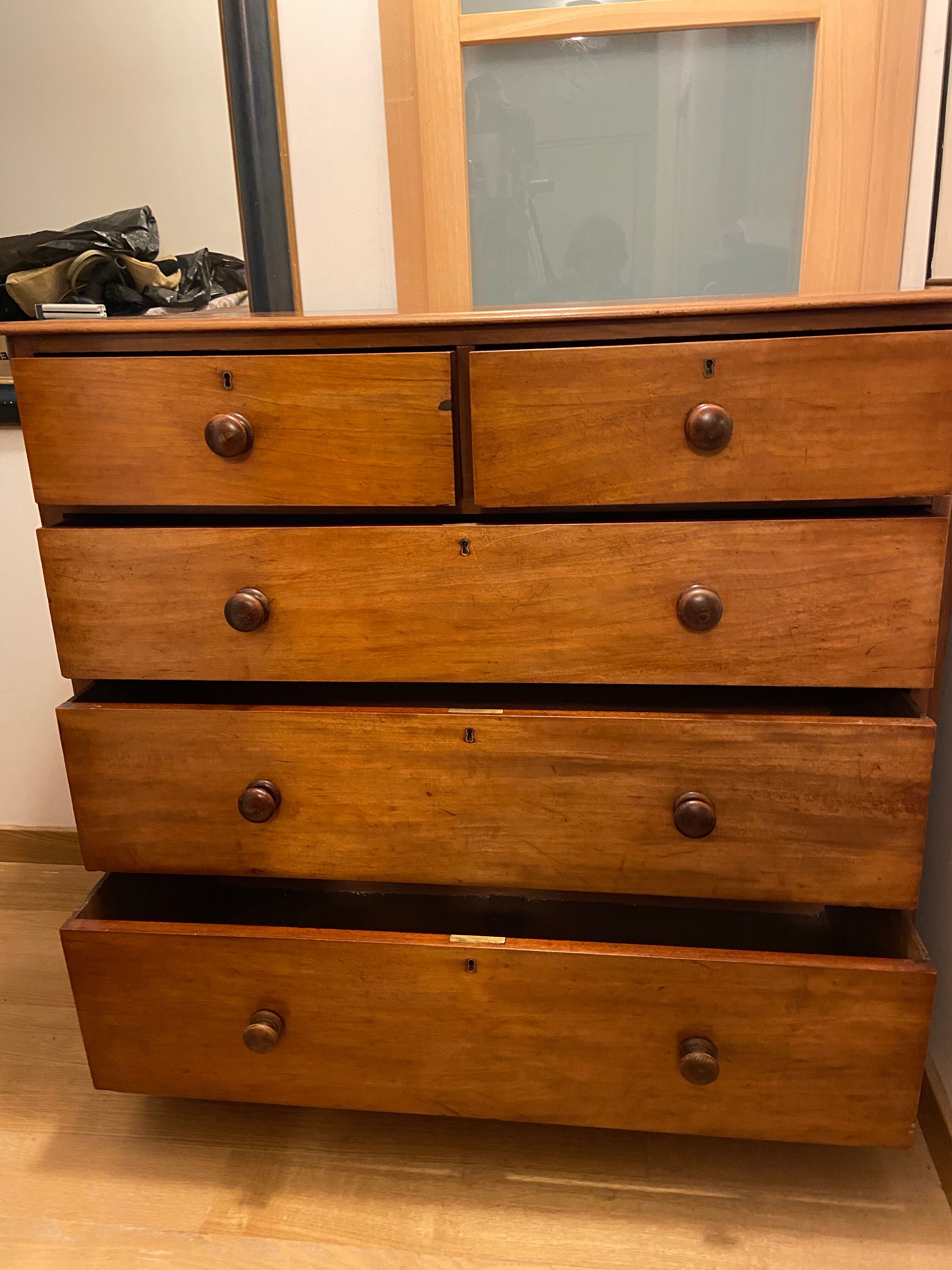 English walnut dresser at the end of 19th, Birmingham Liverpool