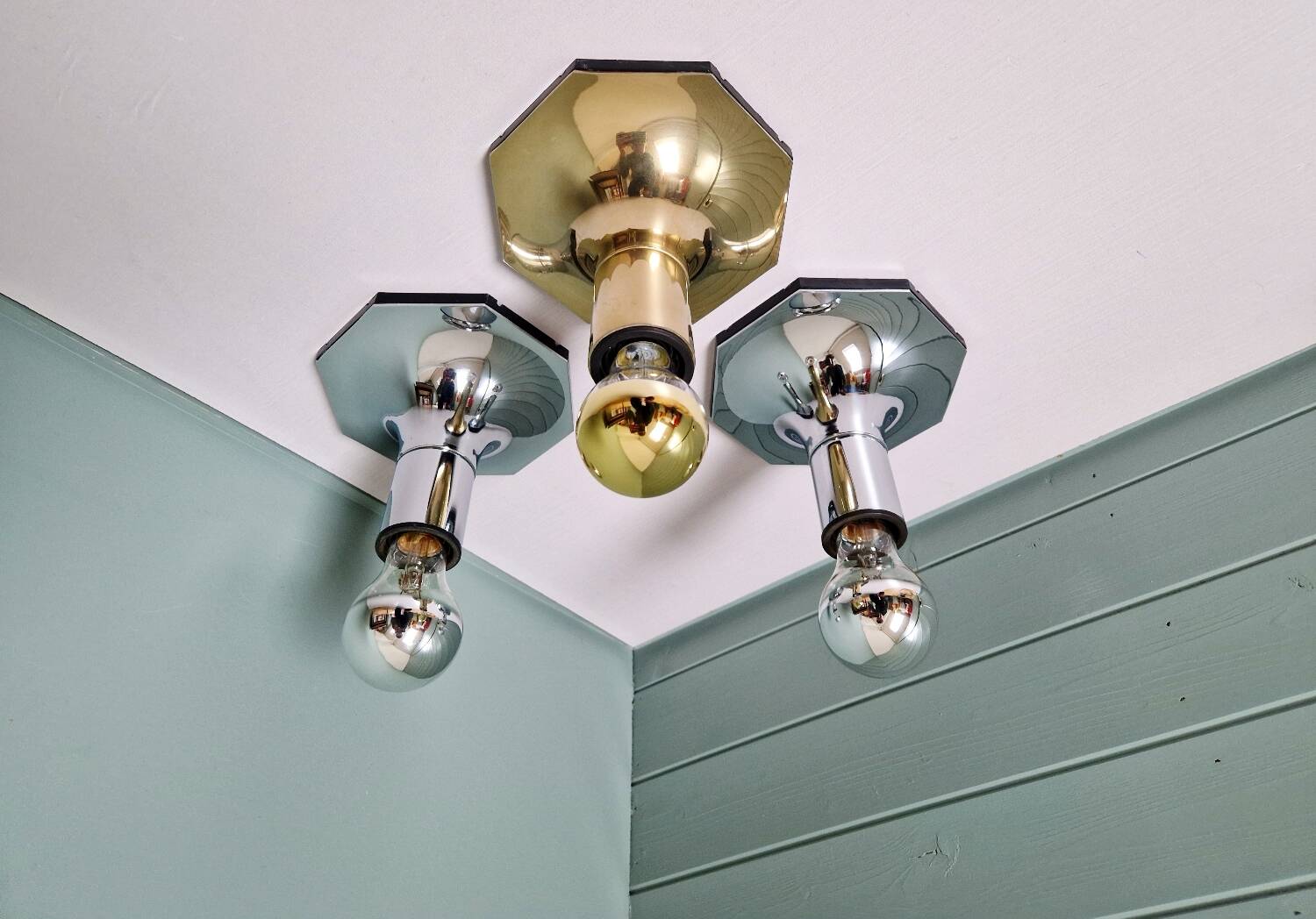 Pair of wall sconces/spotlights in chrome metal, Motoko Ishii