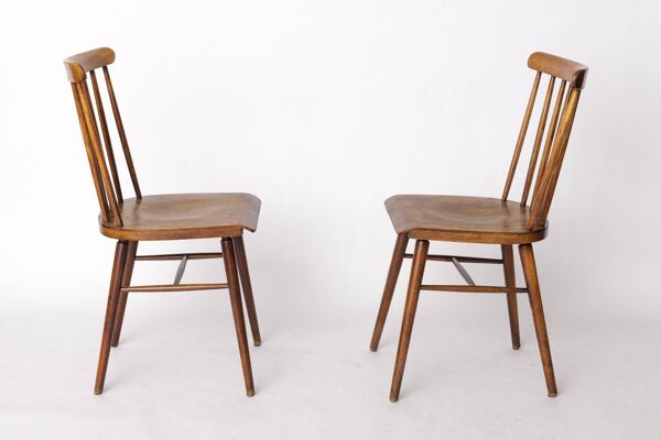 Paire de chaises vintage à dossier fuseau – années 1970, en hêtre, restaurées