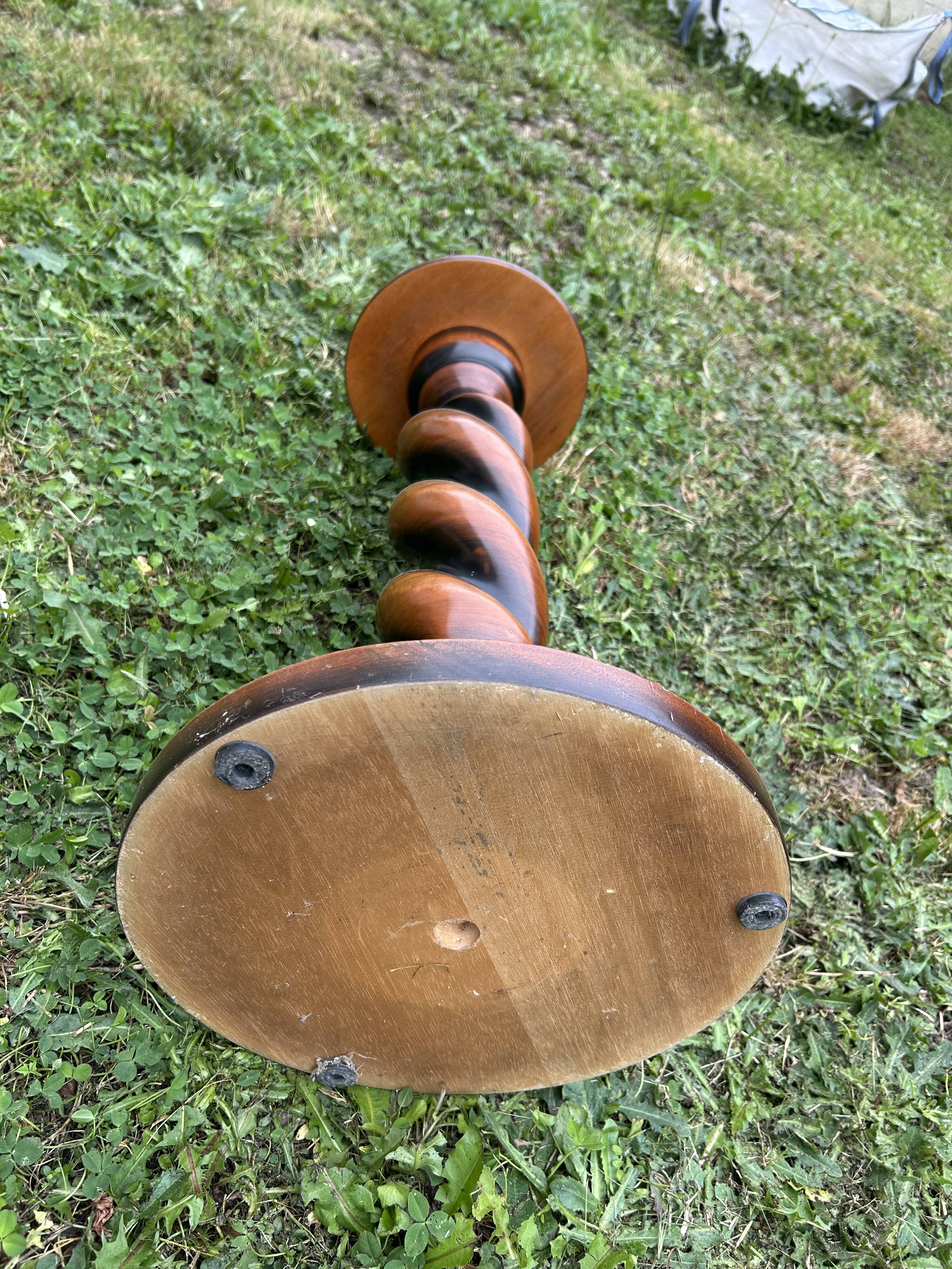 Wooden saddle