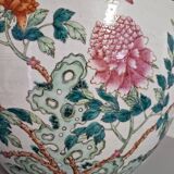 China - Circular fishbowl in Famille Rose enamel