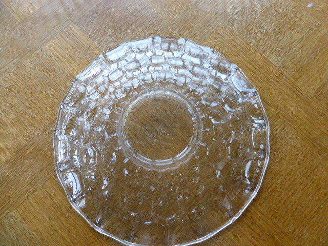 Dish and 6 duralex plates in vintage transparent glass 1970