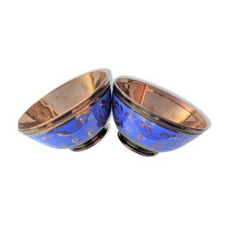 Pair of jersey bowls with metallic luster and blue frieze