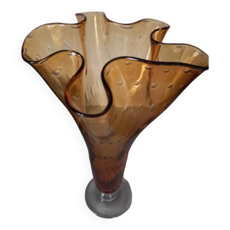 Tulip-shaped blown vase. 39cm