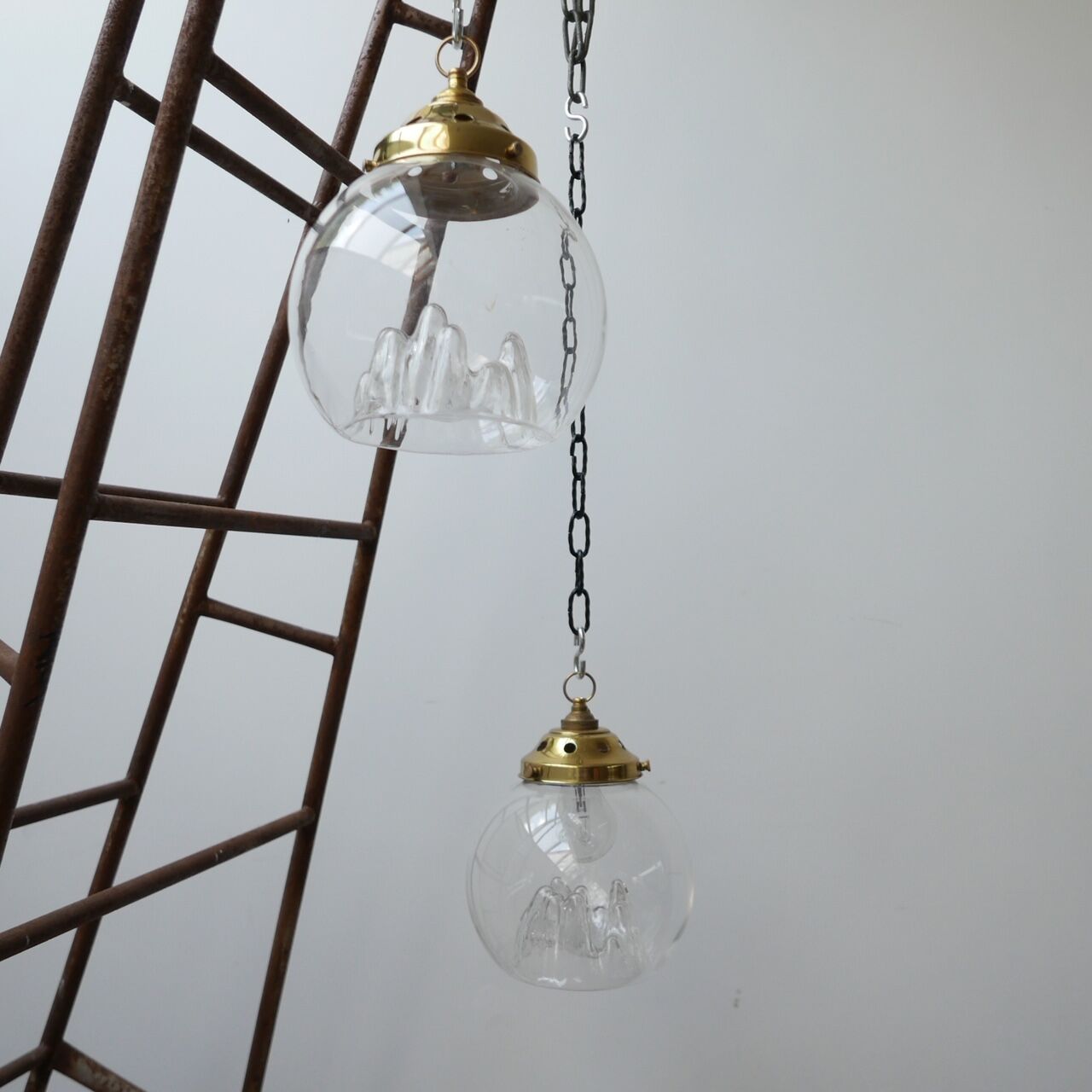 Mid-century italian blown glass 'mountain' pendant light