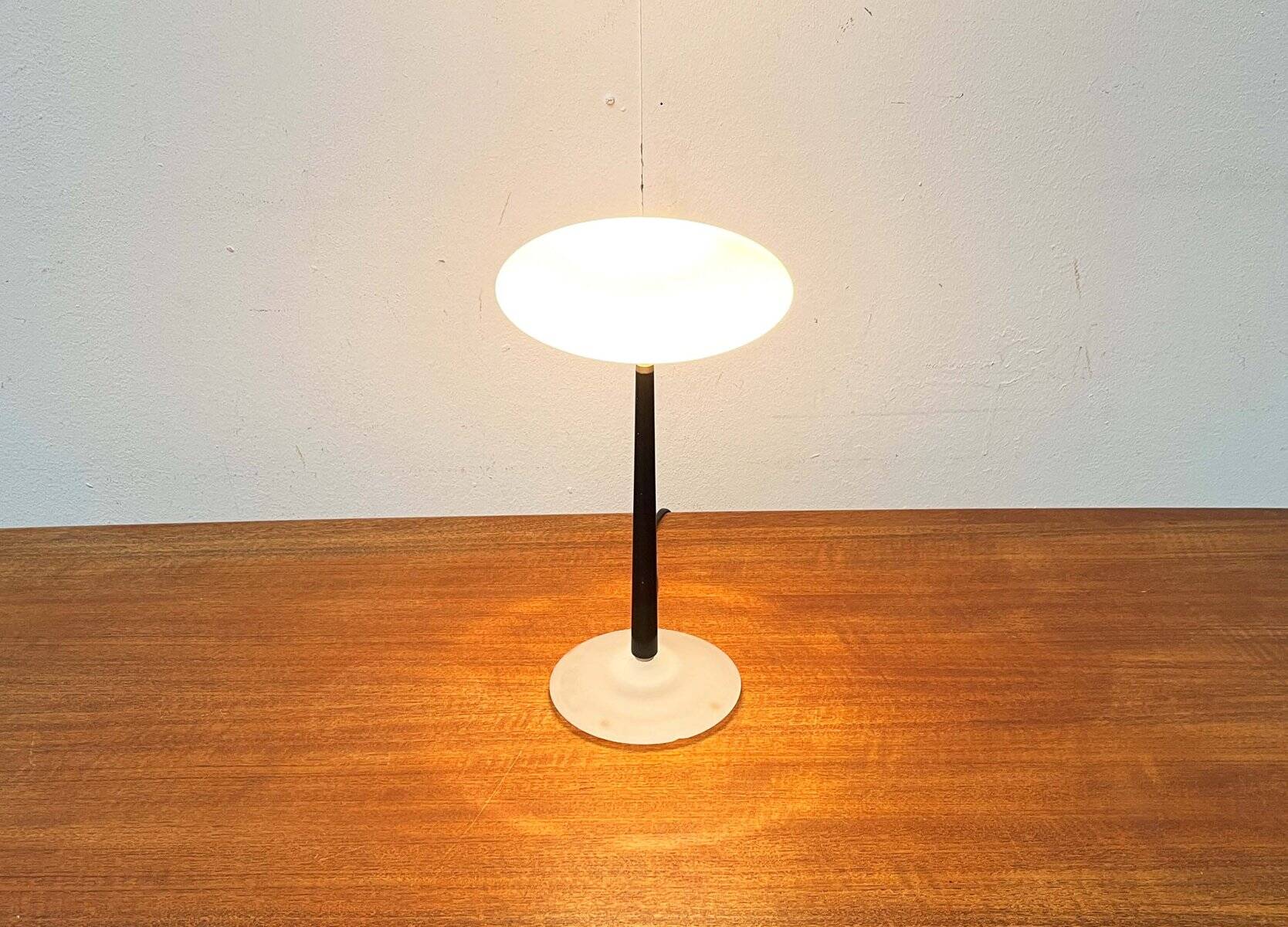 Pao T1 black table lamp, postmodern Italian model by Matteo Thun for Arteluce, 1990s.