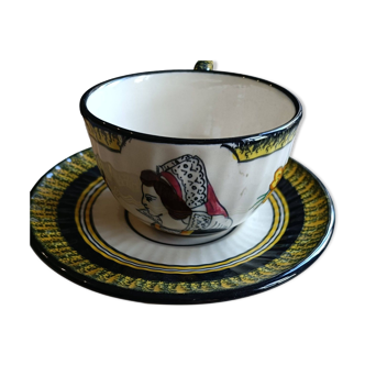 Tasse à thé avec soucoupe Henriot Quimper