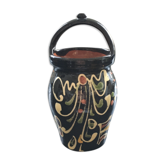 Decorated black handle pot