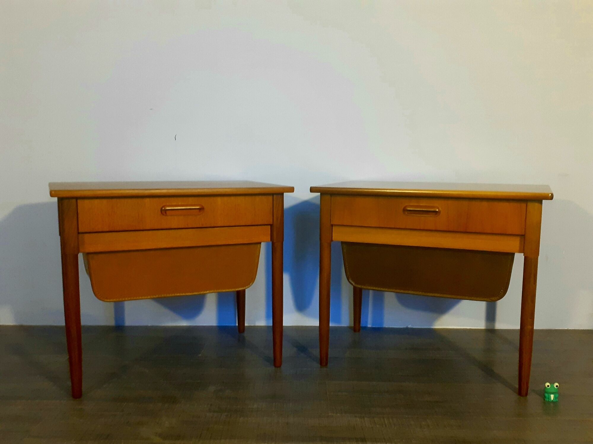 Pair of bedside tables "pelicans" in teak, norwegian 1960s