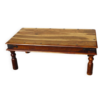 Table basse rectangle en bois exotique