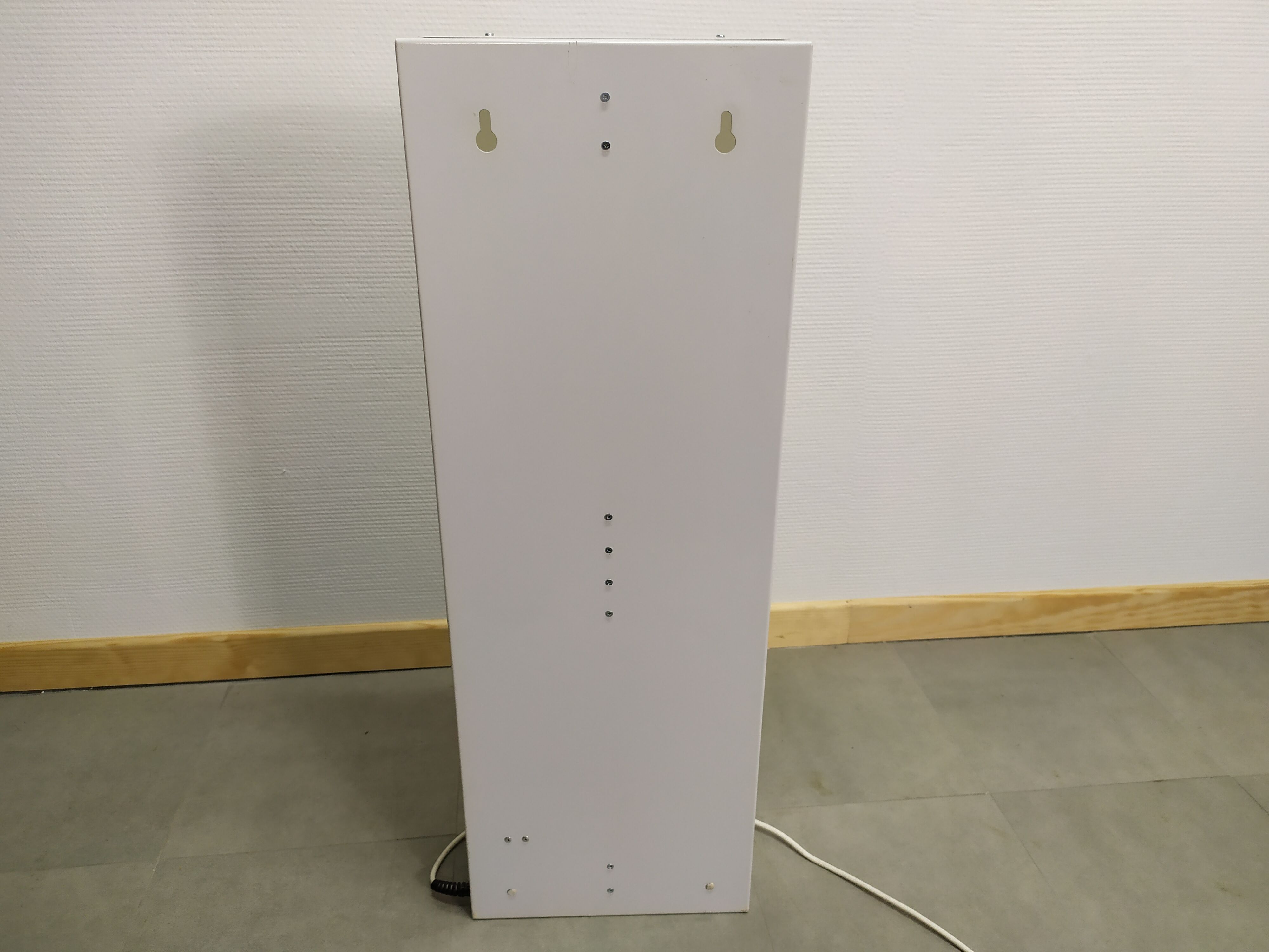 Vintage visual acuity scale