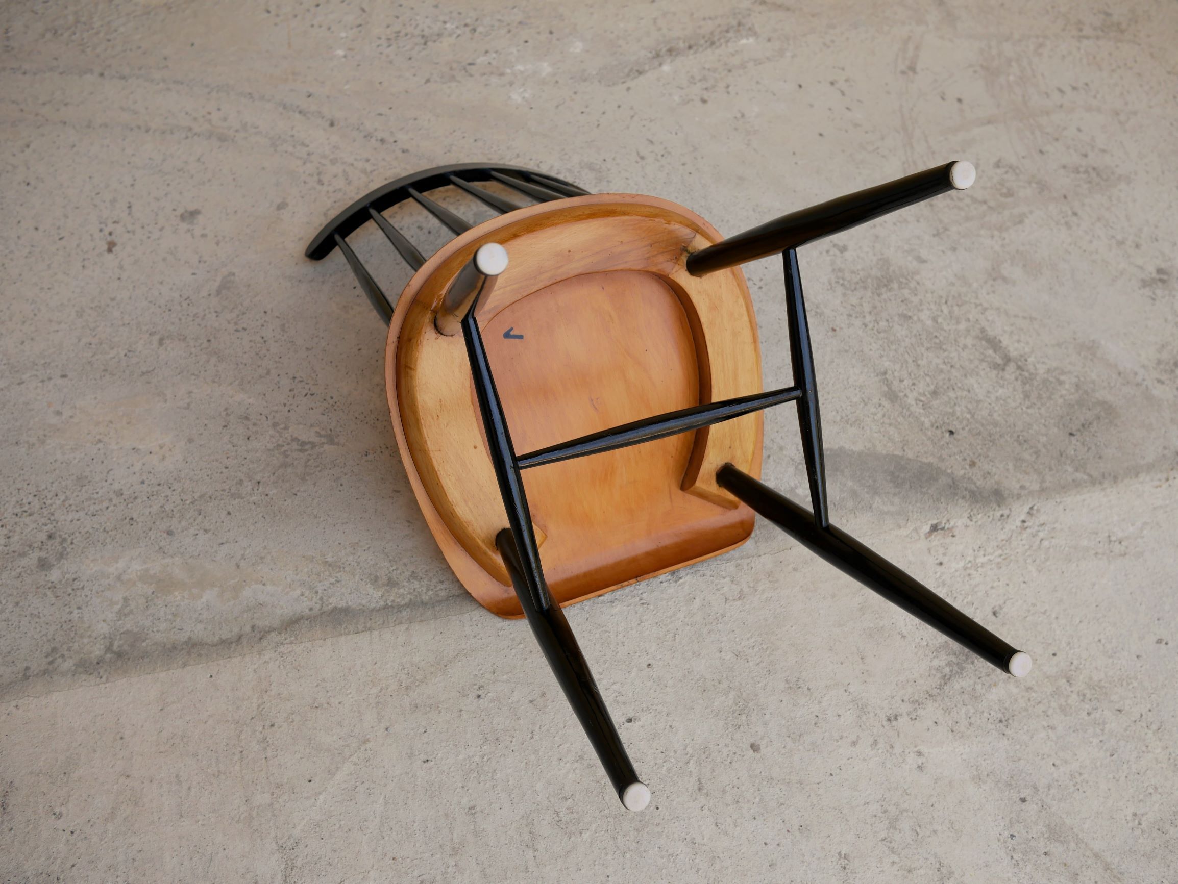 Scandinavian chair by Ilmari Tapiovaara model "Fanett"