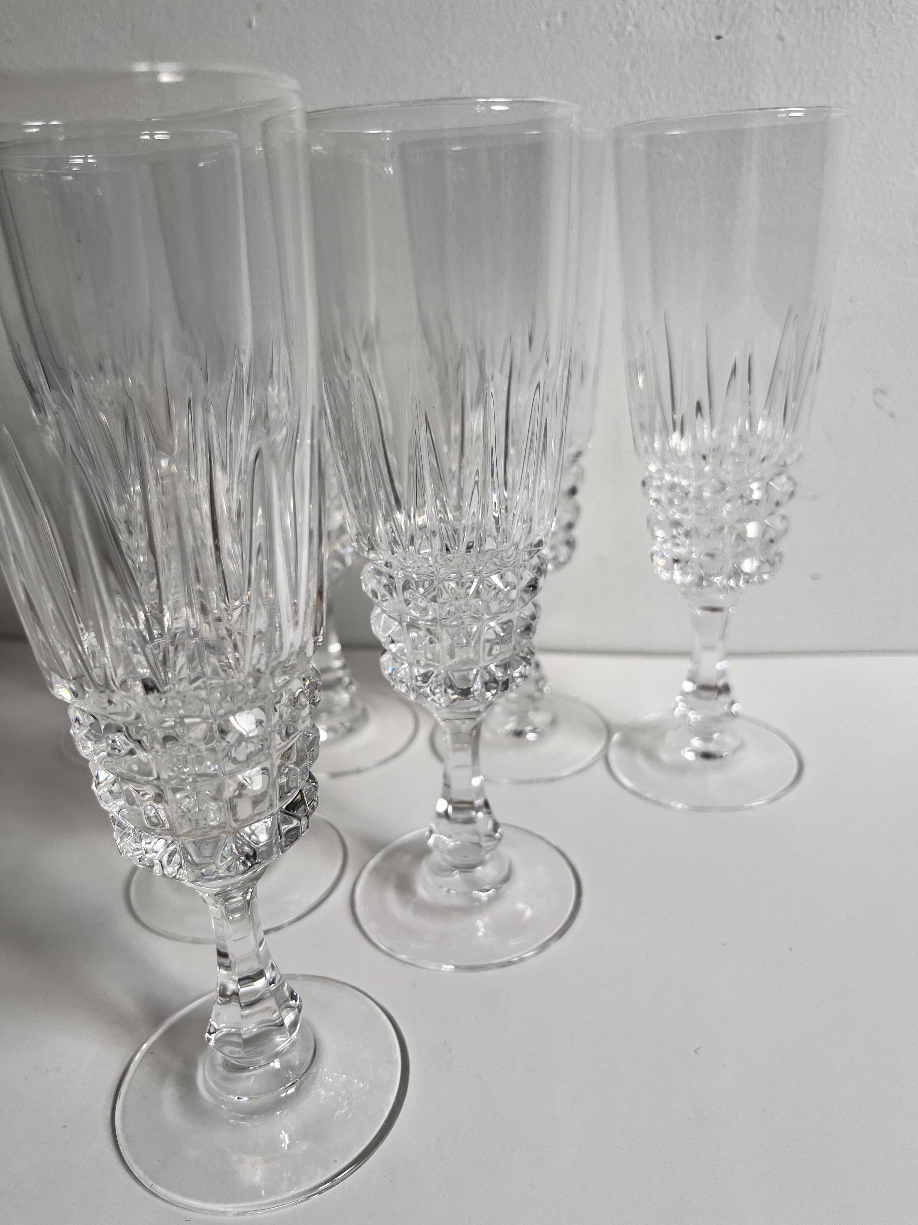 7 crystal champagne flutes