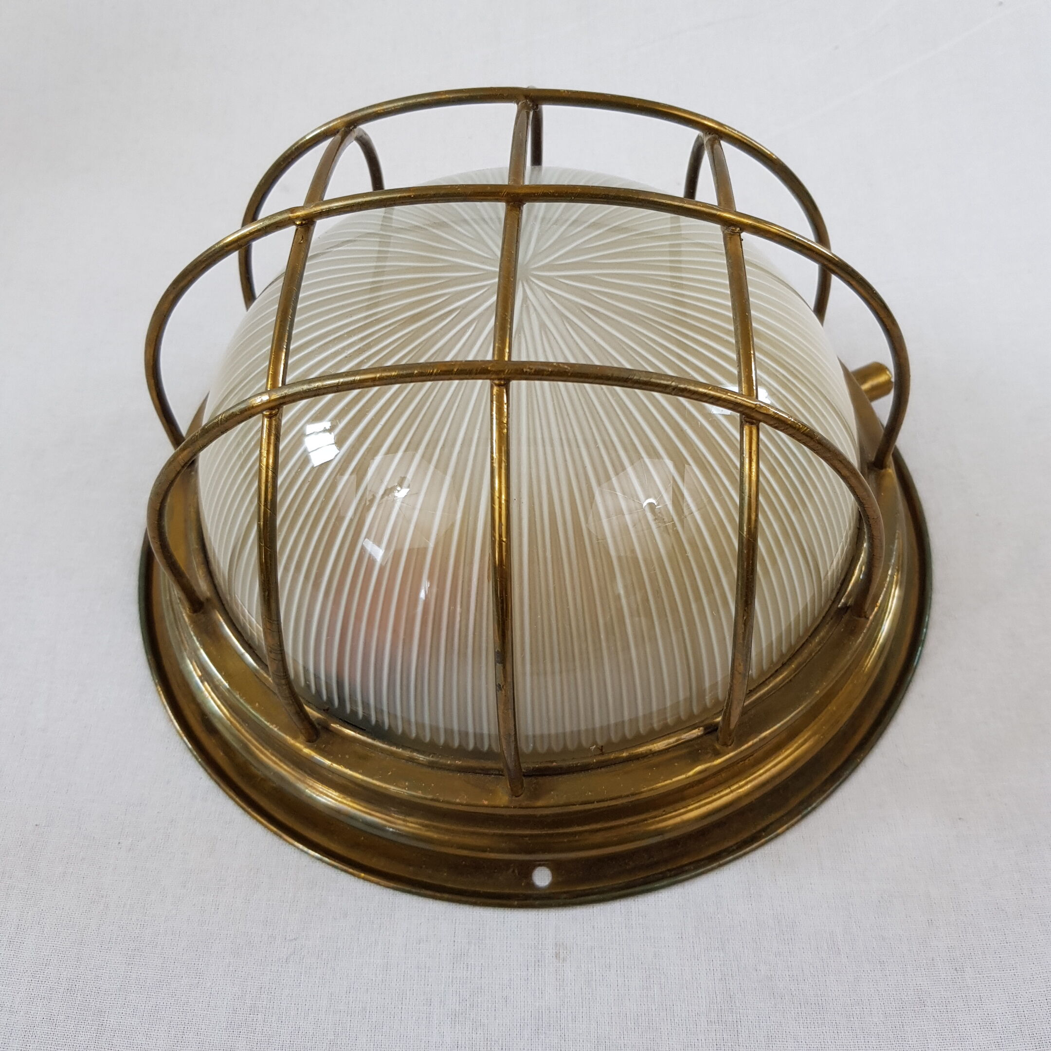Applique hublot globe ceiling lamp marine grill holophane france