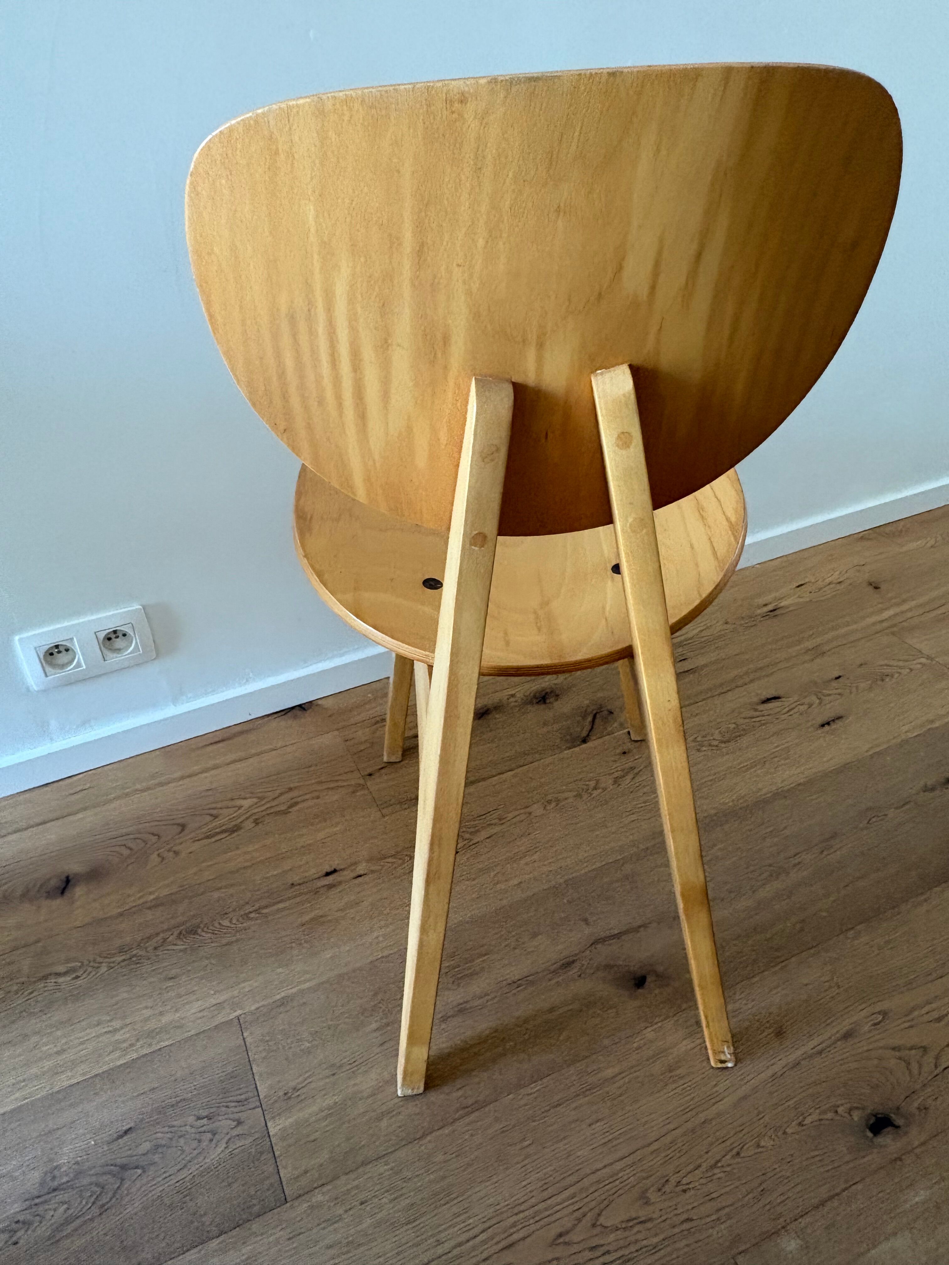 Chaises junzo sakakura 3221