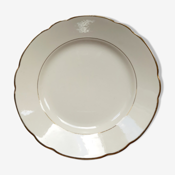 Ivory flat plate 18.5 cm in diameter Villeroy and Boch