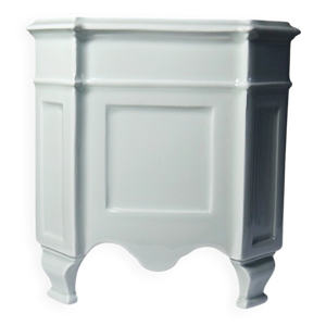 Cache-pot carré à pieds