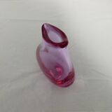 Vase en verre violet
