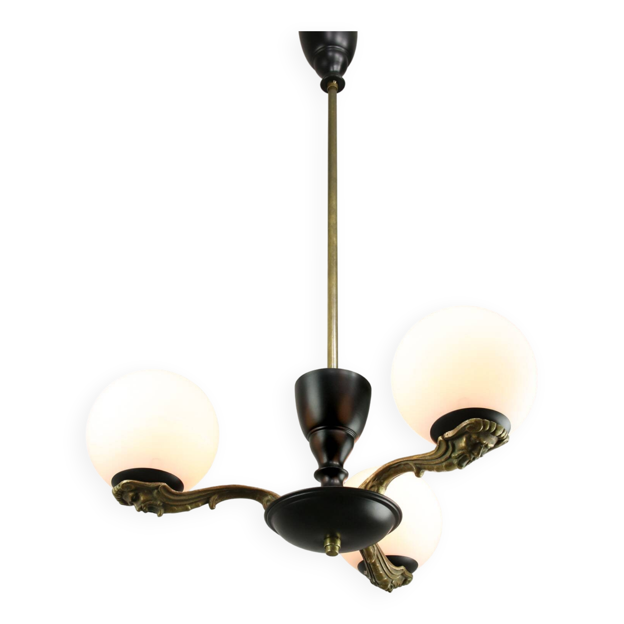 Lustre Art Déco en laiton et opaline, 1930