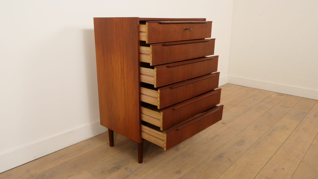Vintage Danish chest of drawers | Teak | 6 drawers | 100 cm