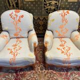 Paire de fauteuils bergères de style Louis XV
