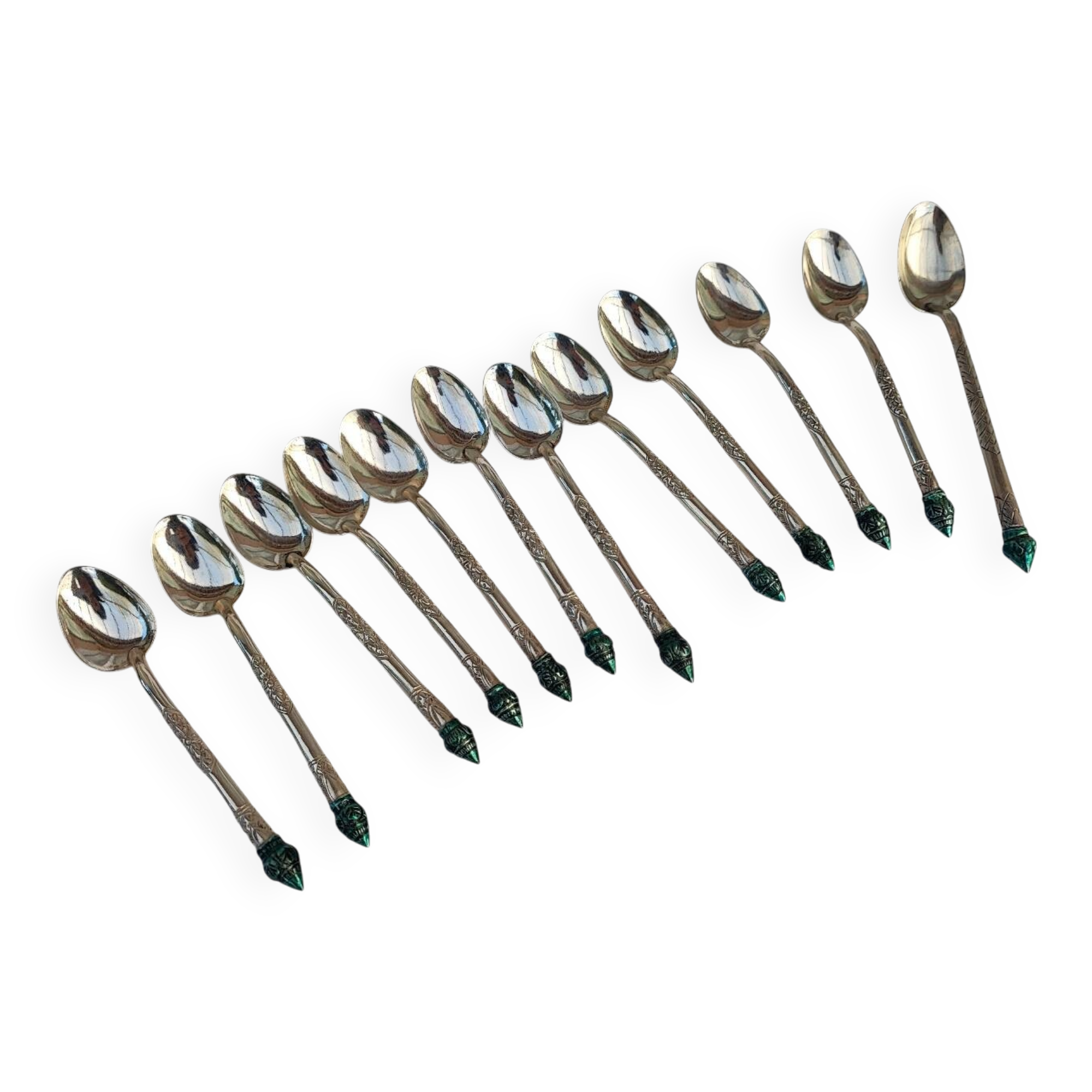 Set of boxed silver teaspoons