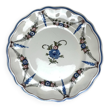 Assiette en faïence Argonne décor guirlandes, fin XIXème