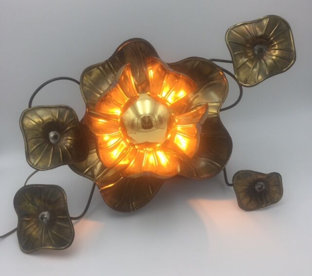 Wall lamp flower of the Maison Jansen