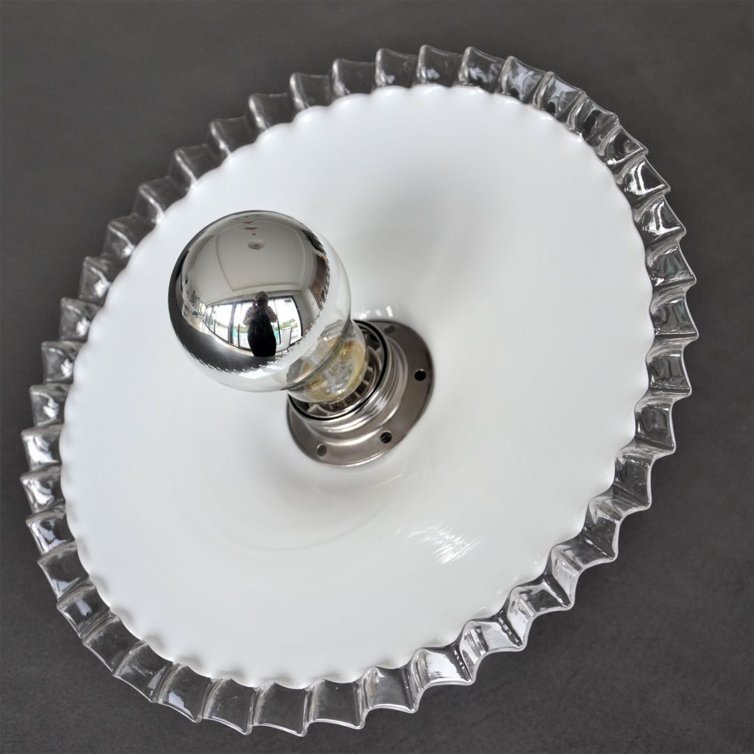 Pleated opaline hinged wall lamp