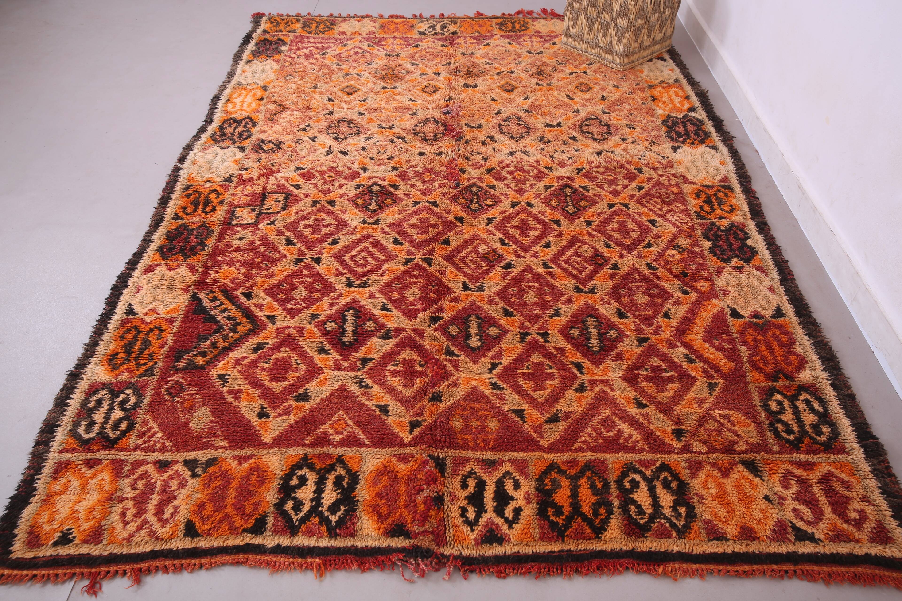 Vintage Moroccan Rug 210 x 286 cm - Antique Berber Rug - Wool Moroccan Rug